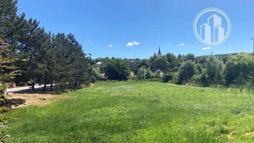 Investičný pozemok na výstavbu rodinných domov v obci Čechy