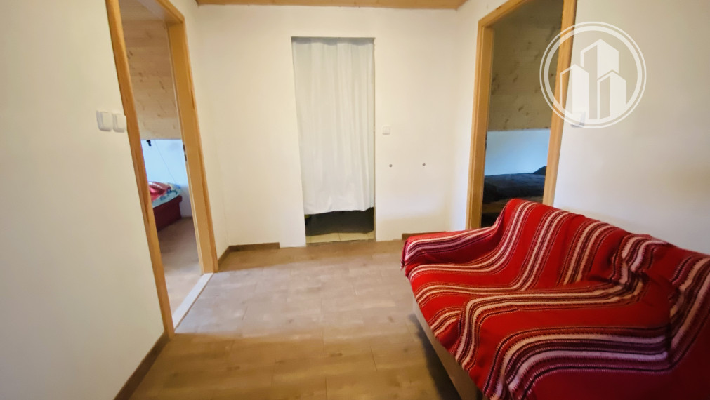 EXKLUZÍVNE na predaj rodinný dom v obci Čavoj