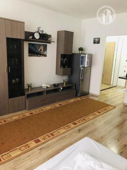 PRENAJATÝ 1 izbový byt v Nitre-Coboriho ulica