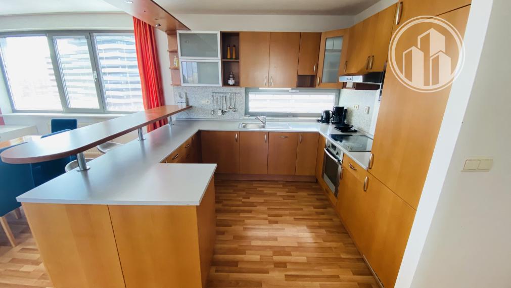 PRENAJATÝ -PRENÁJOM 3 izbového bytu s parkovaním na Bajkalskej ulici