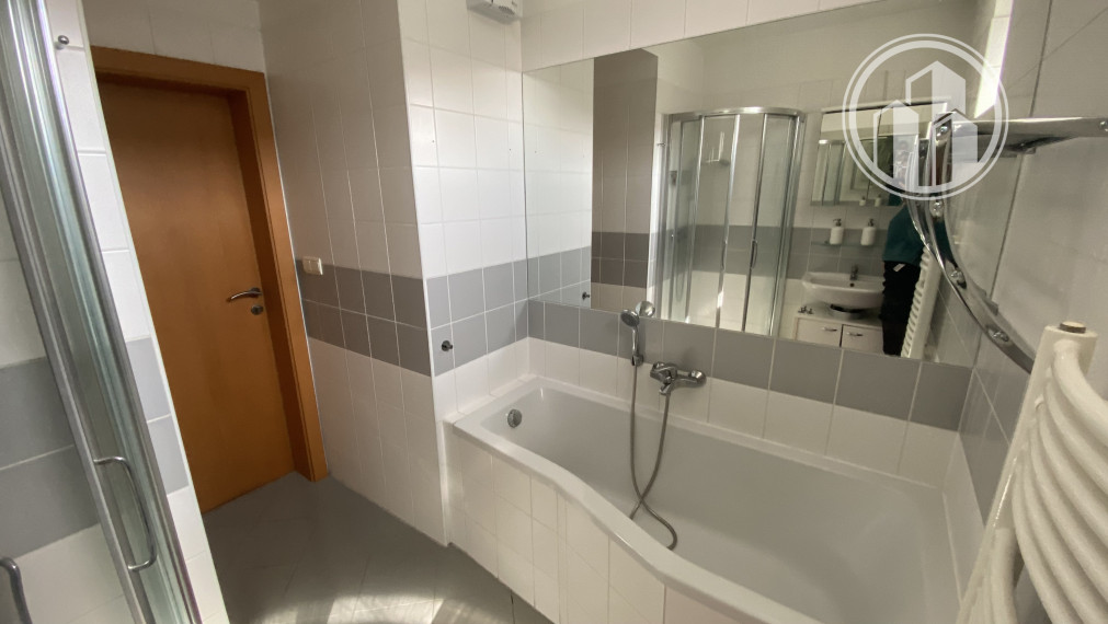 PRENAJATÝ -PRENÁJOM 3 izbového bytu s parkovaním na Bajkalskej ulici