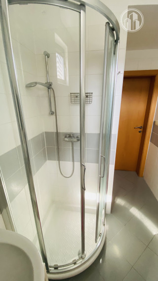 PRENAJATÝ -PRENÁJOM 3 izbového bytu s parkovaním na Bajkalskej ulici