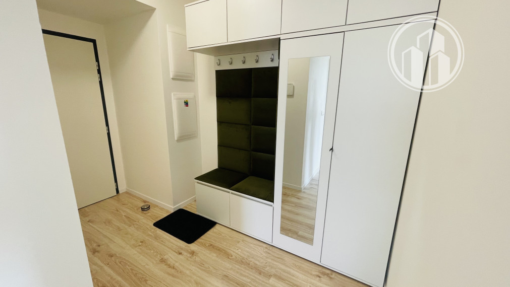 Prenájom moderného 2 izbového bytu - Slnečnice Petržalka