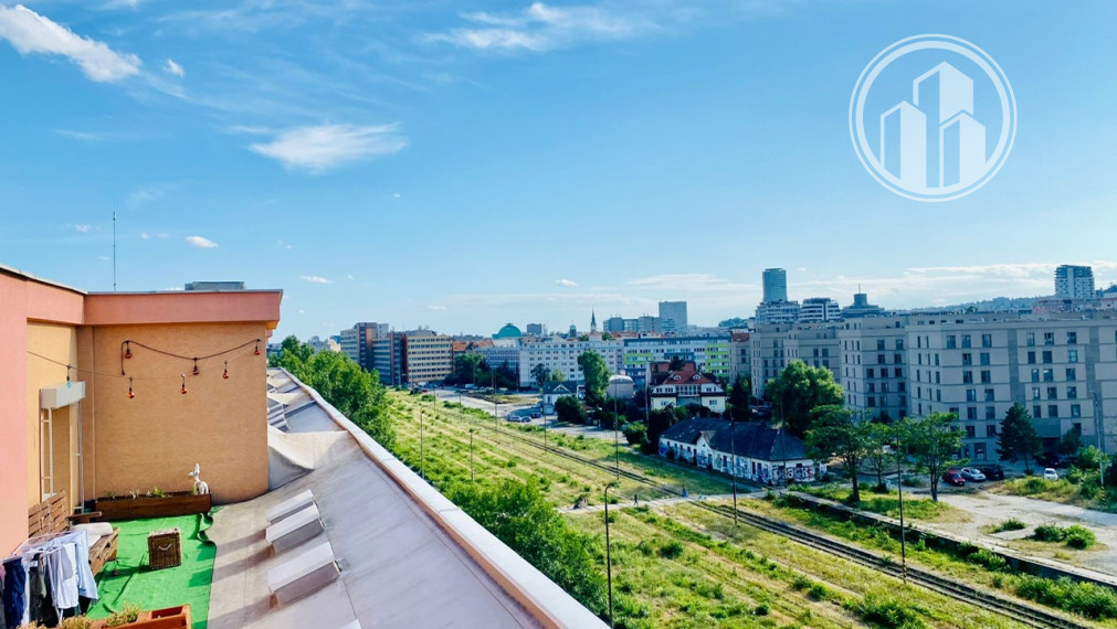 PRENAJATÝ Prenájom bytu na Kukučínovej ulici v Bratislave