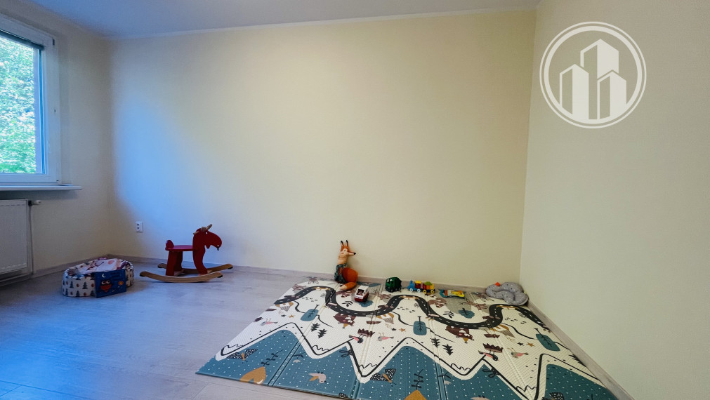 REZERVOVANÝ Krásny slnečný 3 izbový byt Čajkovského Trnava