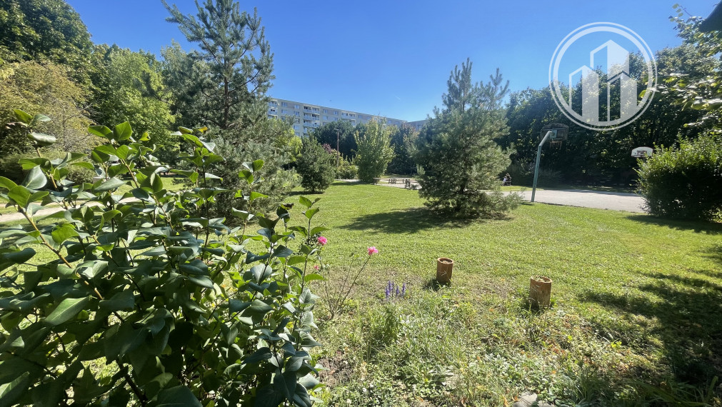 REZERVOVANÝ Krásny slnečný 3 izbový byt Čajkovského Trnava