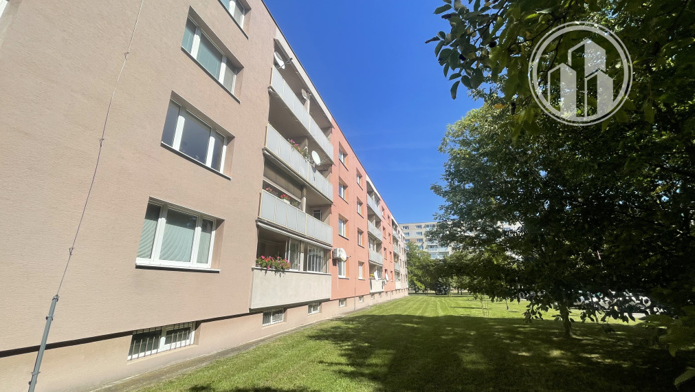 REZERVOVANÝ Krásny slnečný 3 izbový byt Čajkovského Trnava