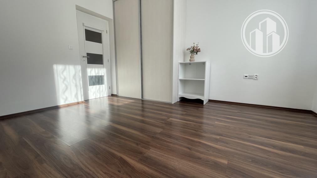 Slnečný 3 izbový byt na sídlisku Muškát v Pezinku