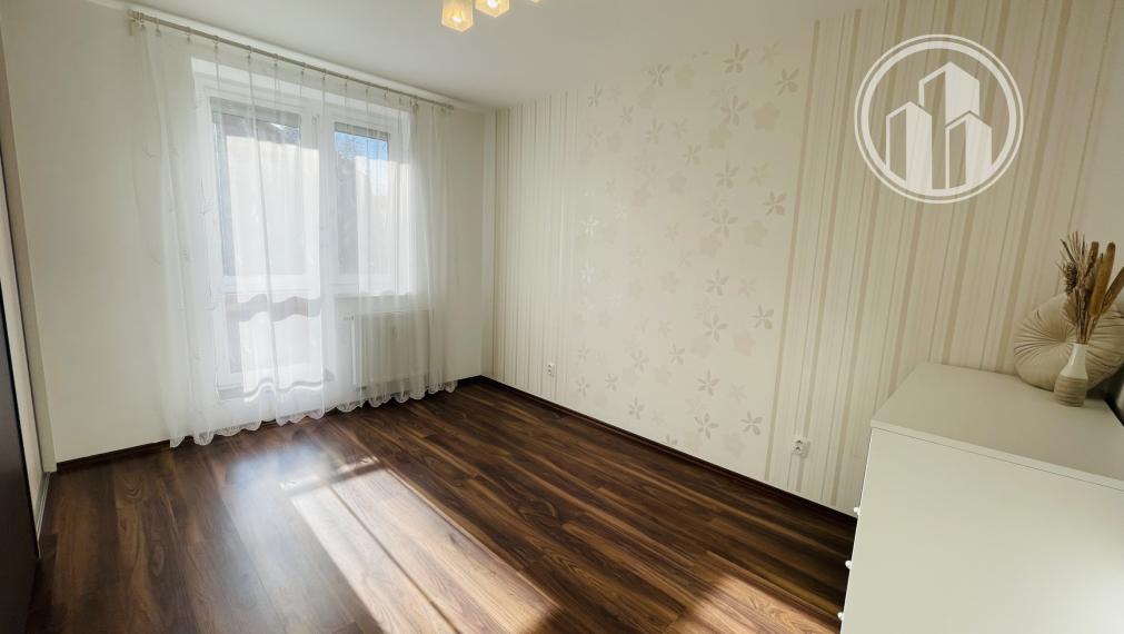 Slnečný 3 izbový byt na sídlisku Muškát v Pezinku