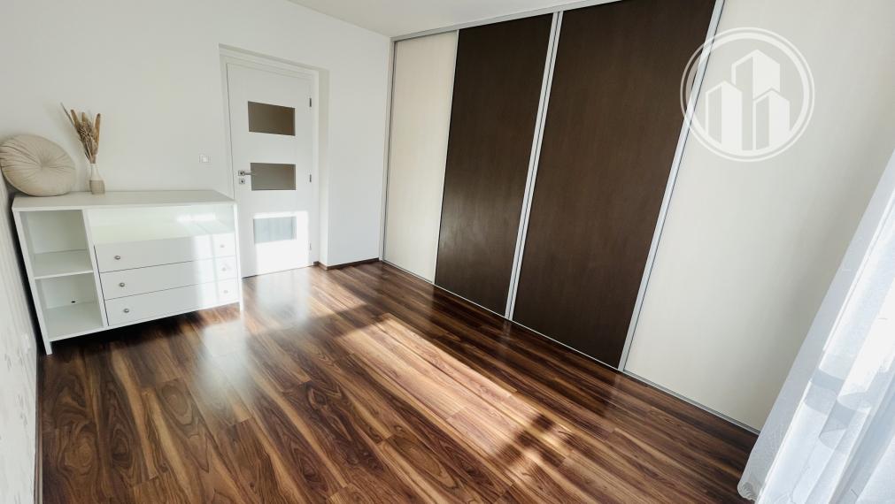 Slnečný 3 izbový byt na sídlisku Muškát v Pezinku