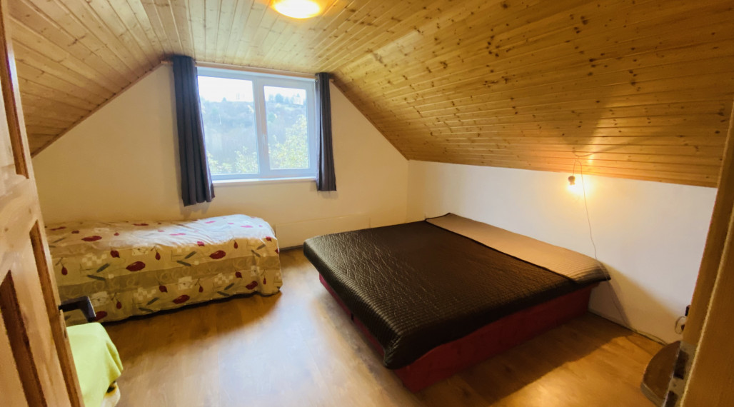 EXKLUZÍVNE na predaj rodinný dom v obci Čavoj