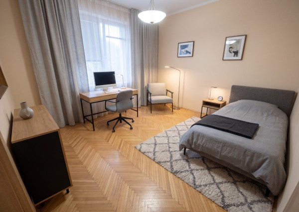 PREDAJ 3,5 izbového bytu v Ružinove