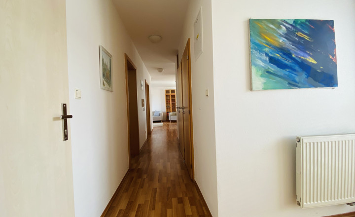 PRENAJATÝ -PRENÁJOM 3 izbového bytu s parkovaním na Bajkalskej ulici - fotografia 10