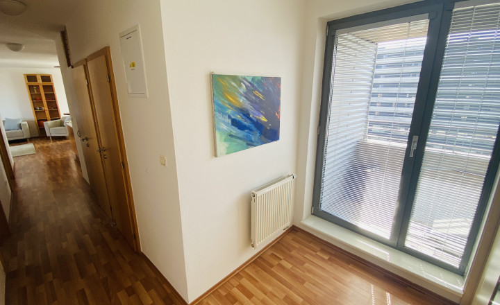 PRENAJATÝ -PRENÁJOM 3 izbového bytu s parkovaním na Bajkalskej ulici - fotografia 12