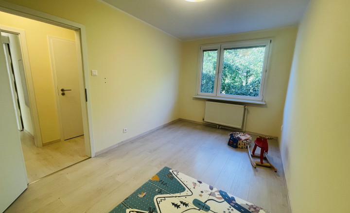 PREDANÝ Krásny slnečný 3 izbový byt Čajkovského Trnava - fotografia 8
